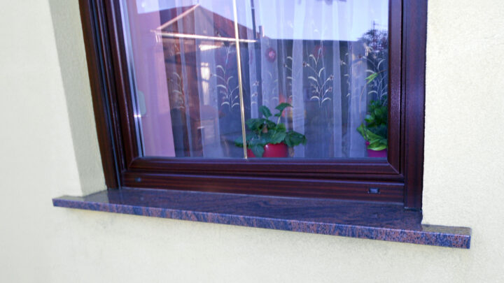 konglomerat kwarcowy parapet wnętrze domu